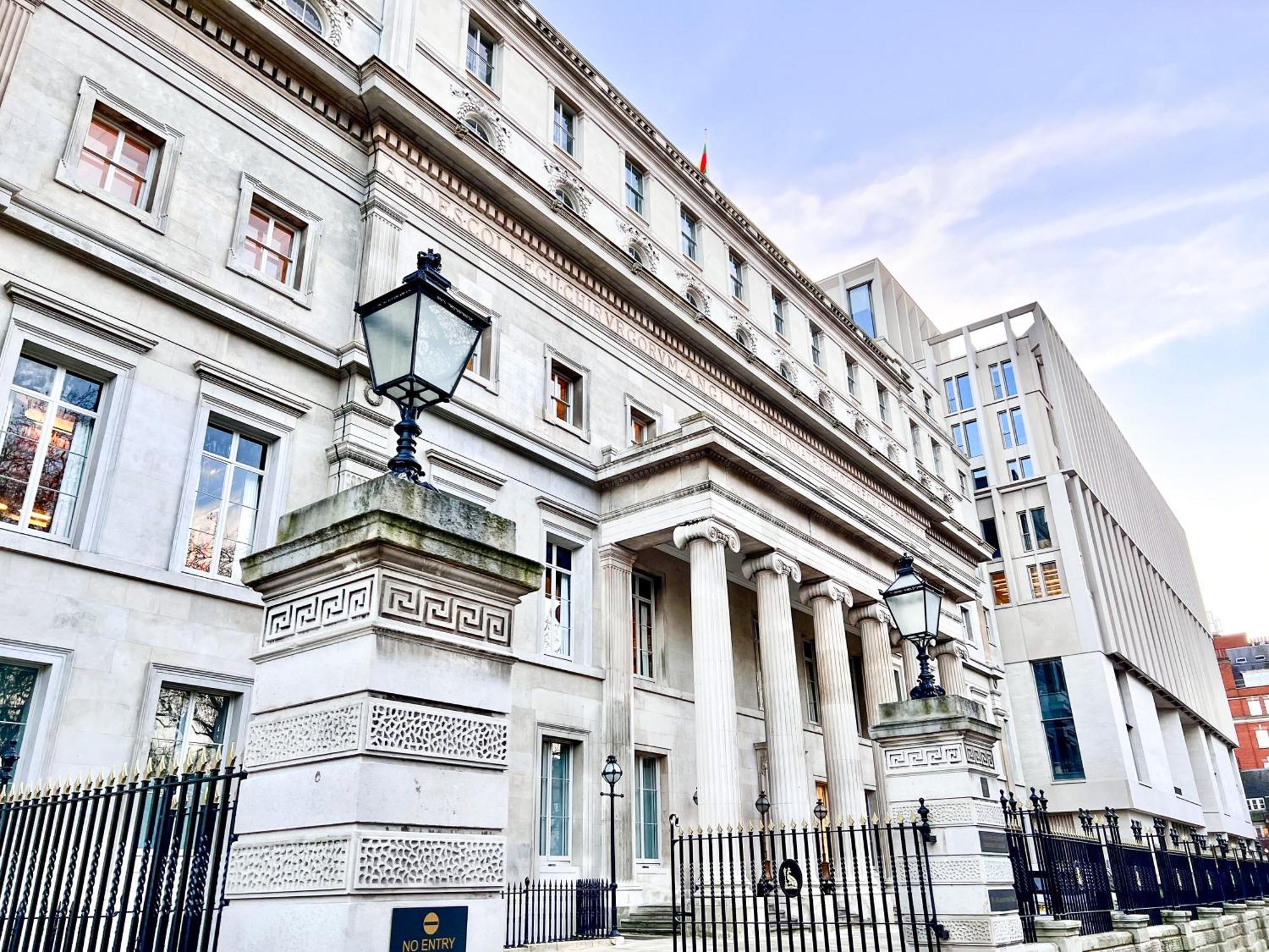 Excellent Entire Apartment Between St Pauls Cathedral And Covent Garden London Eksteriør billede