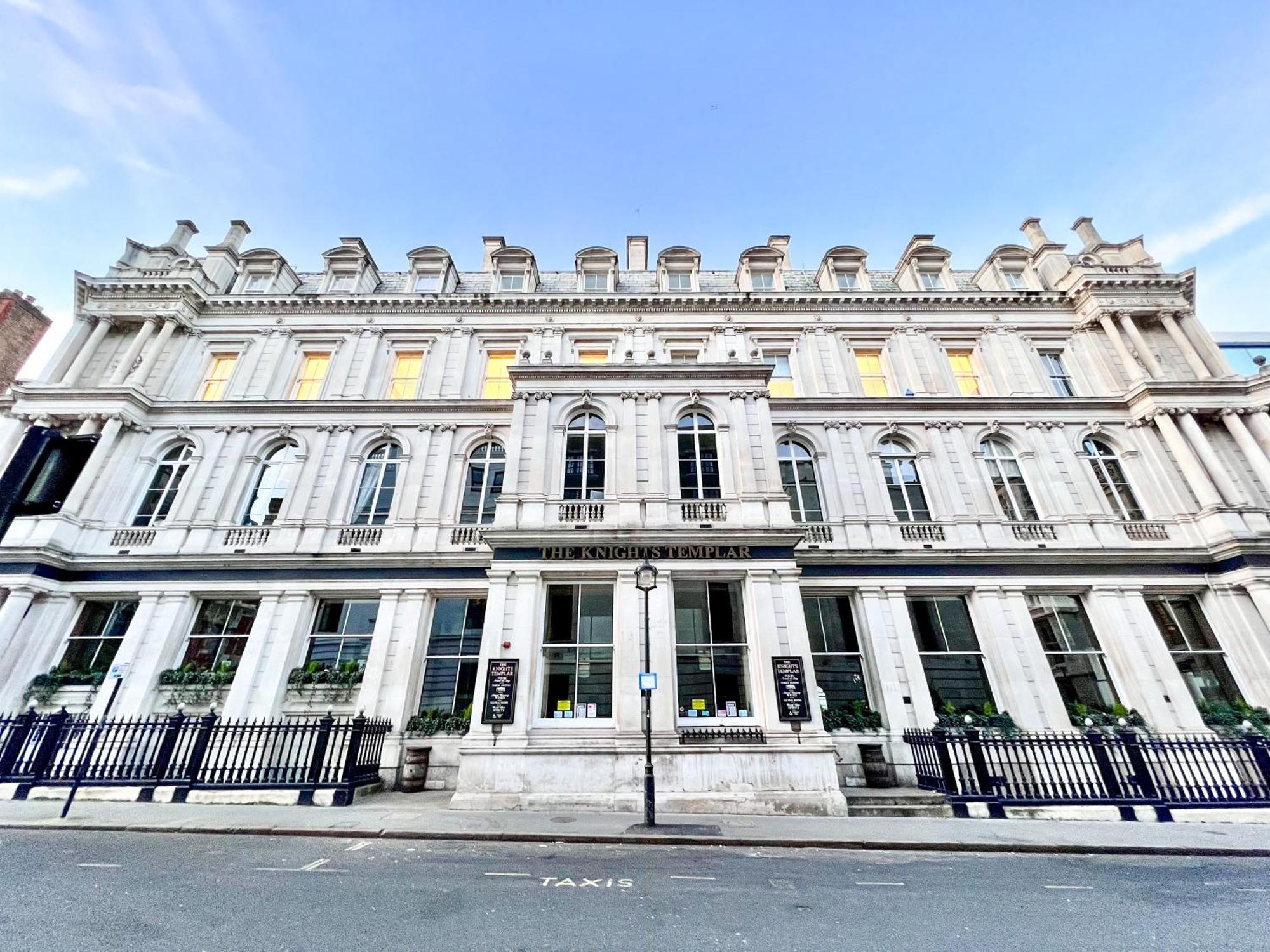 Excellent Entire Apartment Between St Pauls Cathedral And Covent Garden London Eksteriør billede