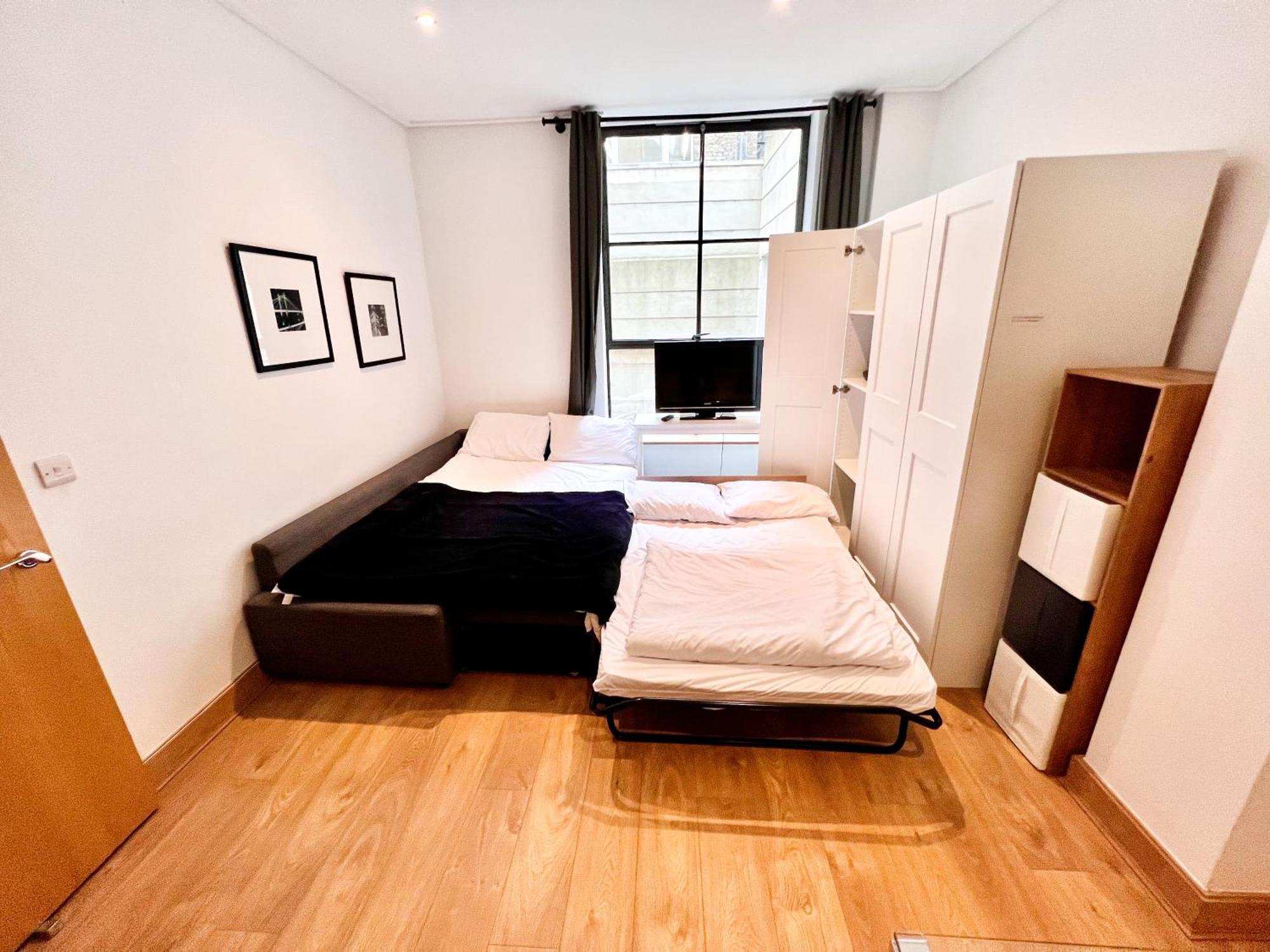 Excellent Entire Apartment Between St Pauls Cathedral And Covent Garden London Eksteriør billede